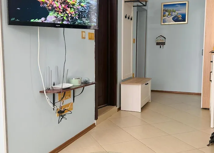 аквамарин, к-с нестинарка アパート *