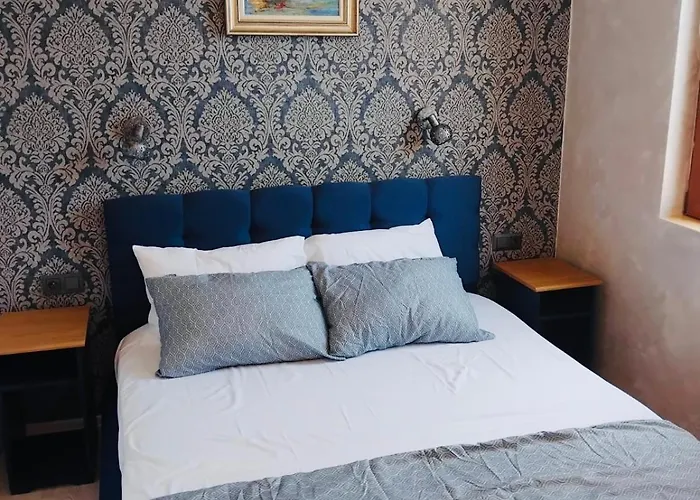 аквамарин, к-с нестинарка アパート *